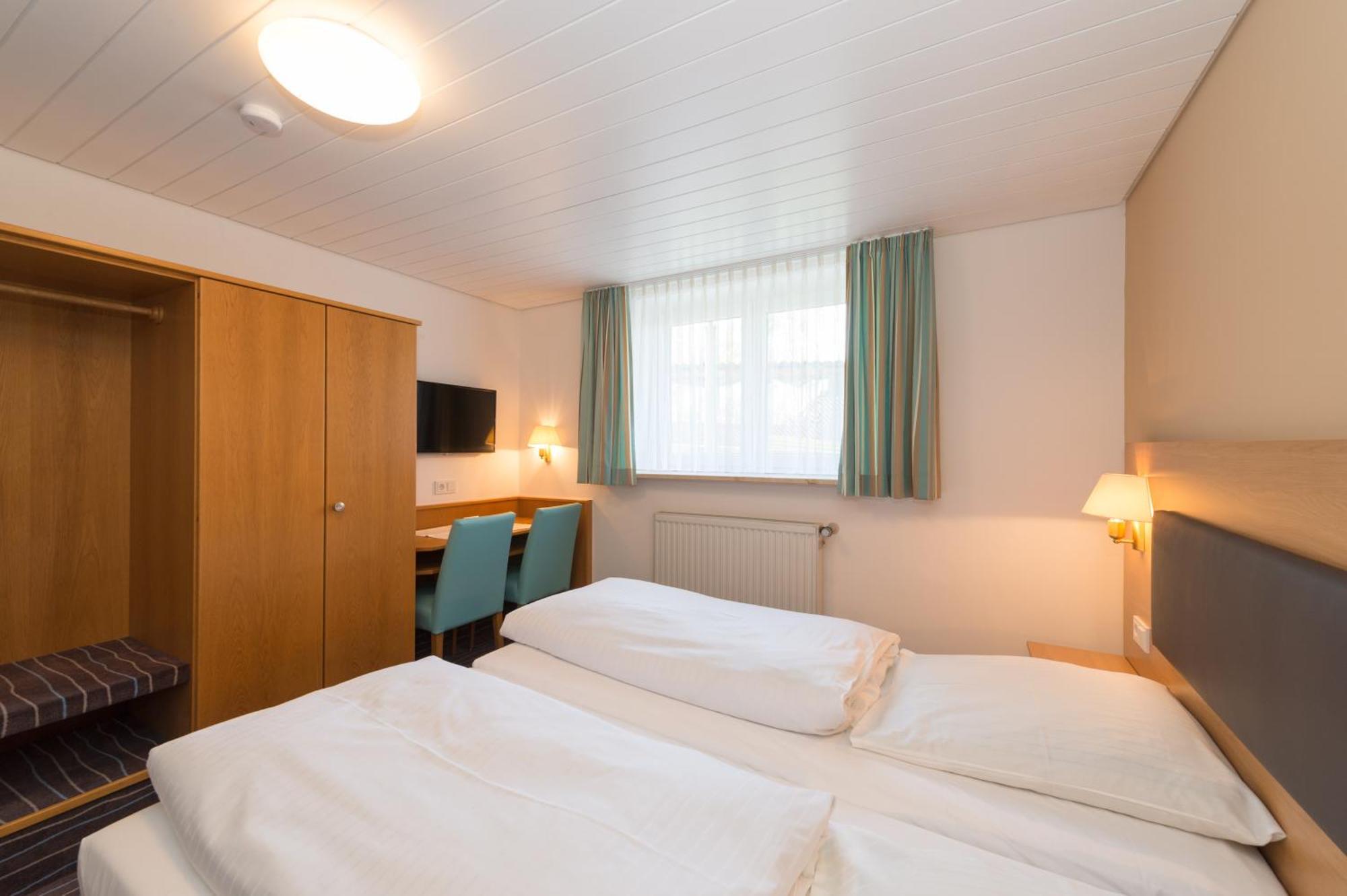 Hotel Schneider Allersberg Exteriör bild